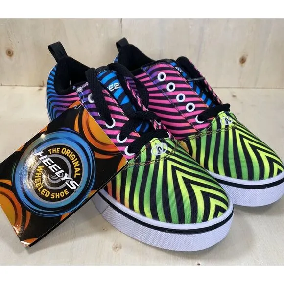 Heelys Youth Size 4 Rainbow Striped Skate Shoes‎ Canvas Lace Up NWT Shoes only