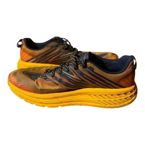 Hoka Mens SpeedGoat GTX Trail Sneakers Mandarin Red Size 11