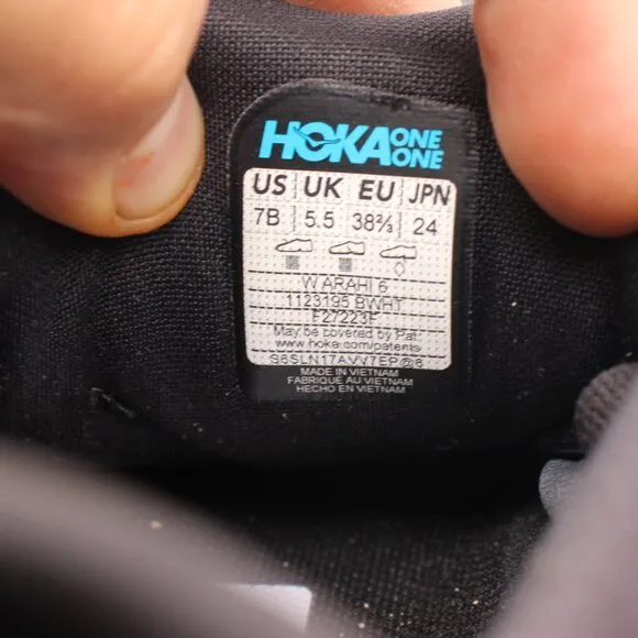 Hoka One One Arahi 6 Women's Size 7 B Black Running Shoes Sneakers 1123195 BWHT