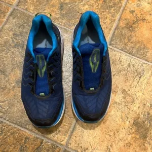 Hoka One One Clifton 4 Mens Size 9.5 Trail Walk Training Running Shoes