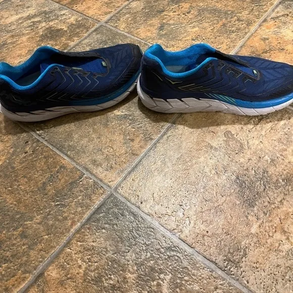 Hoka One One Clifton 4 Mens Size 9.5 Trail Walk Training Running Shoes