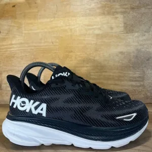 Hoka One One Clifton 9 REFLECTIVE Womens Size 7 (B) Running Shoes Sneakers Black