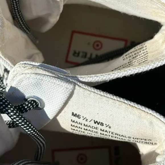 Hunter Lace-Up Canvas Sneakers - Unisex Size 6.5M/8.5W