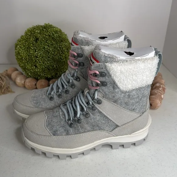 Hunter Women’s Felt Commando Boots Size 7/Euro/38 Frosted Grey