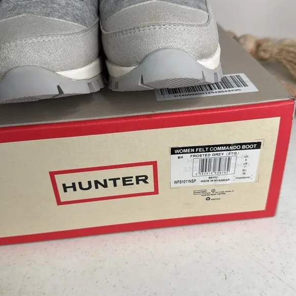 Hunter Women’s Felt Commando Boots Size 7/Euro/38 Frosted Grey