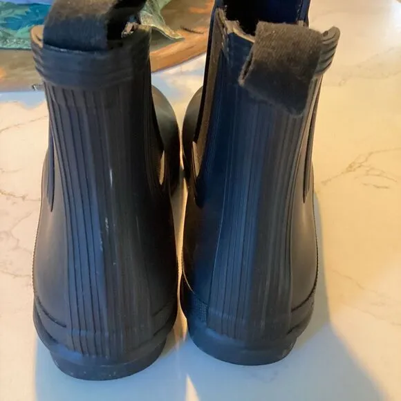 Hunter Women’s Original Chelsea Black Boots Sz 8 Insulated Rubber