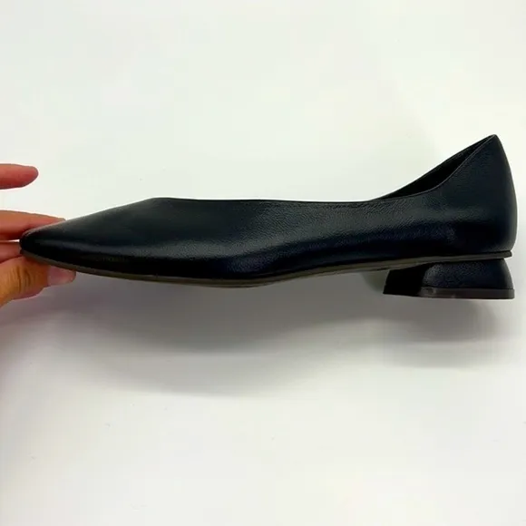 Hush Puppies - Black Leather Square Heel Comfort Premium Shoes Size 6.5