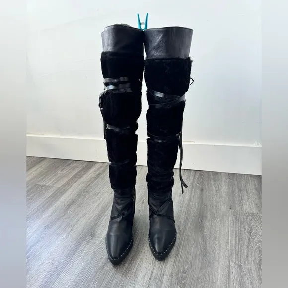 Ivy Kirzhner✨”Wanderer” boots
