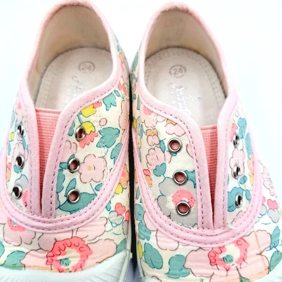 Jacadi Paris Baby girl Floral Print fabric canvas shoes Size 24, US 7.5