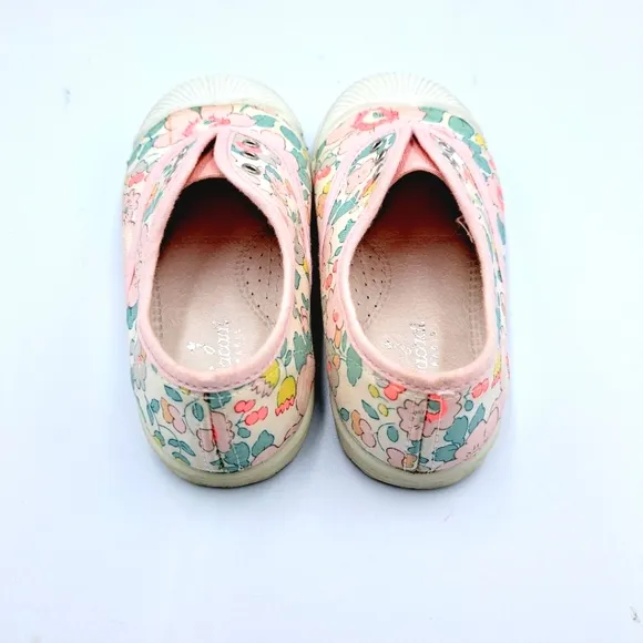 Jacadi Paris Baby girl Floral Print fabric canvas shoes Size 24, US 7.5