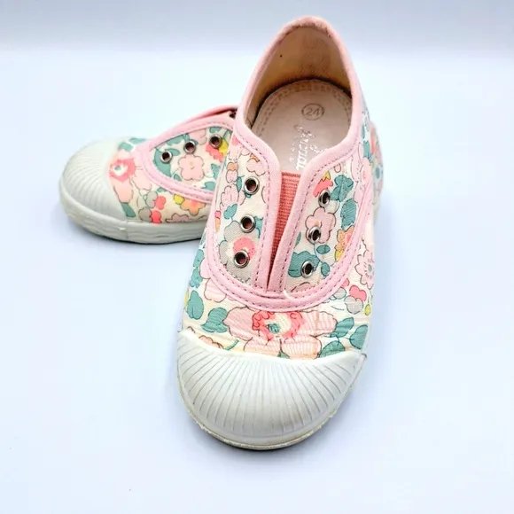 Jacadi Paris Baby girl Floral Print fabric canvas shoes Size 24, US 7.5