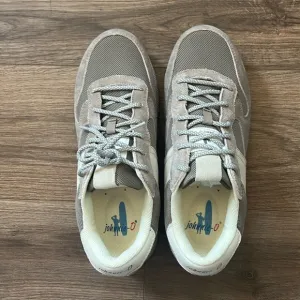 Johnnie-O Range Runner cement grey lace up Golf Shoes  Sz 9M NWOT