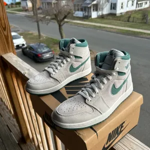 Jordan 1 Zoom air Size 10.5