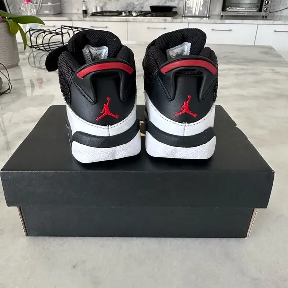 Jordan 6 Rings Black and Red Shoes 5C New with Box