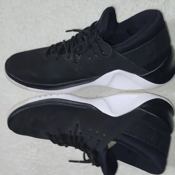 Jordan Air Flight Fresh Training Shoes Size 9.5 Mens