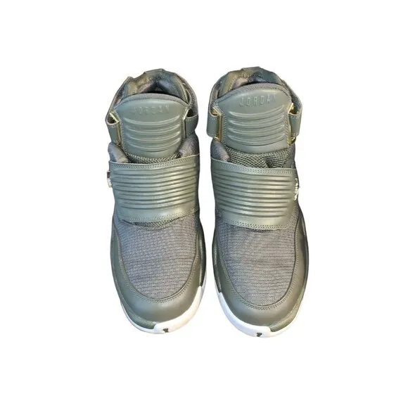 Jordan Generation 23 Medium Olive 20 Men’s Hightop Size 8 Sneakers
