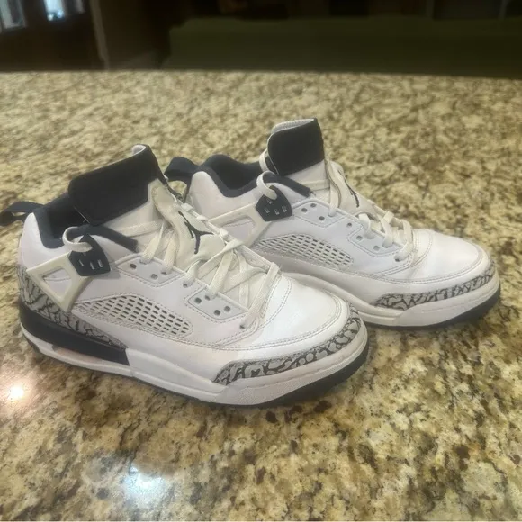 Jordan Kids' Grade School Spizike Low Shoes 6Y