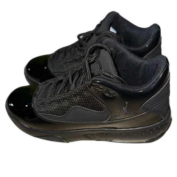 Jordan Max Aura 2 Triple Black Sneakers