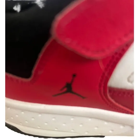 Jordan Max Aura 3 PS Sneakers Shoes Size 13.5 Red/Black/White DA8022-106
