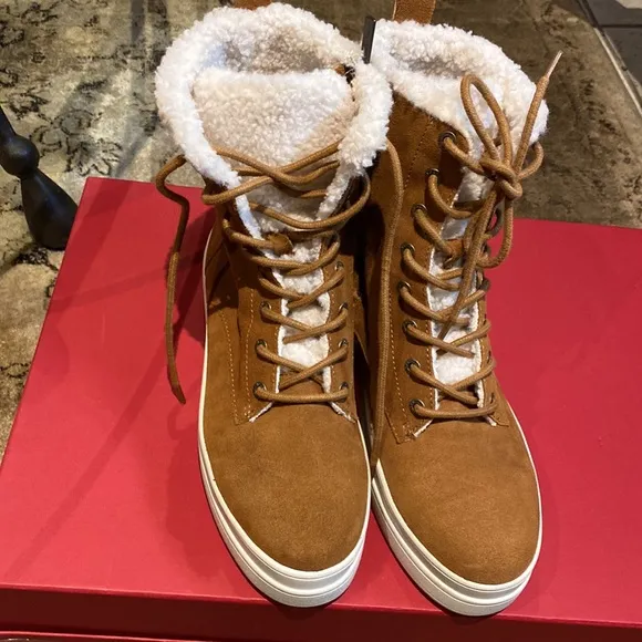 JSlides Suede Leather Fur Lined Waterproof Boots New NeverUsed