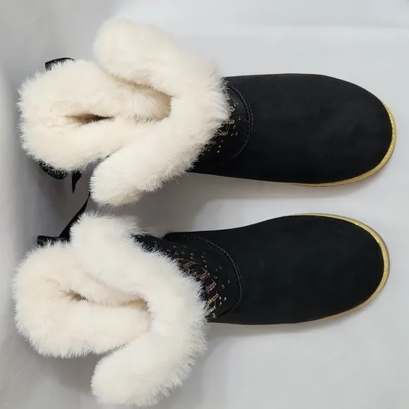 Juicy Couture Claremont Cozy Faux Fur Glitter Winter Boots (big girls size 5)