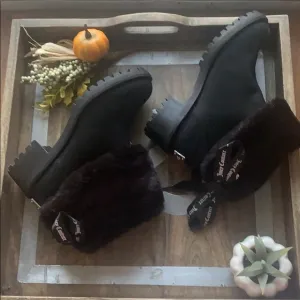 Juicy Couture‎ New furry warm winter ankle boots