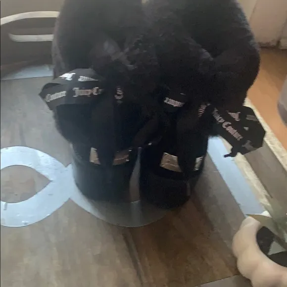 Juicy Couture‎ New furry warm winter ankle boots