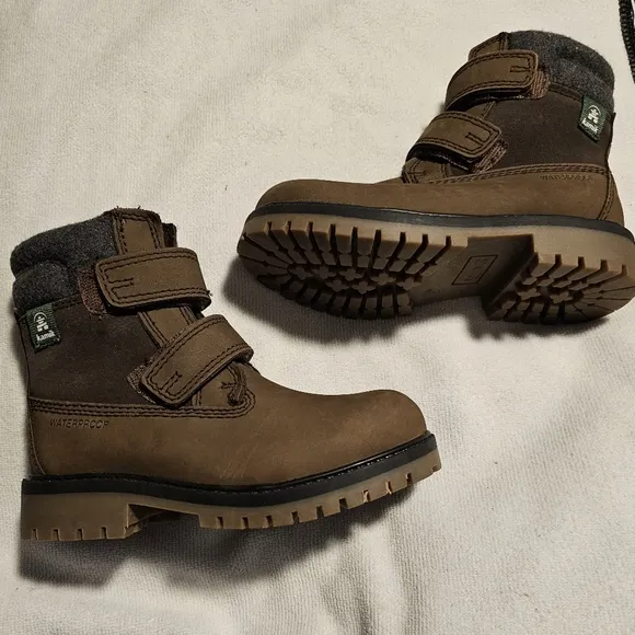 Kamik Tacoda V Waterproof, Insulated to -25F Winter Snow Boots, Size 13 Kids-NEW