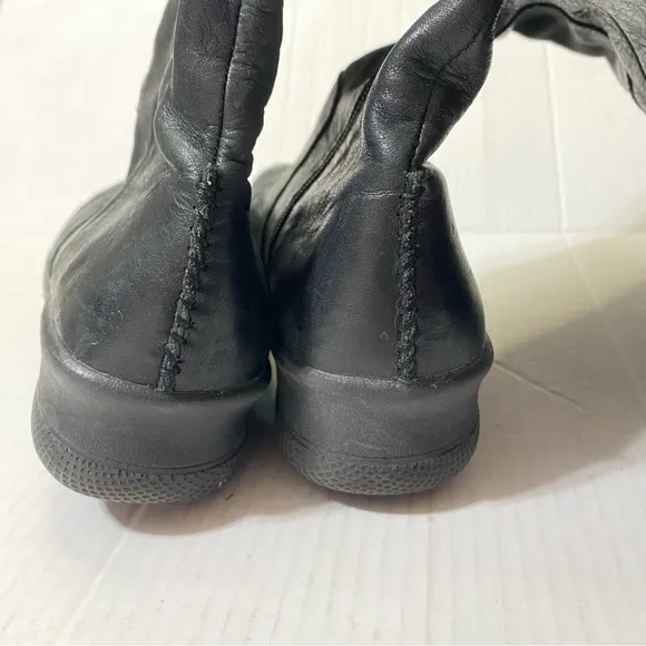 Keen 10 Bern Baby Bern Boots Black Leather Riding Zip Boots