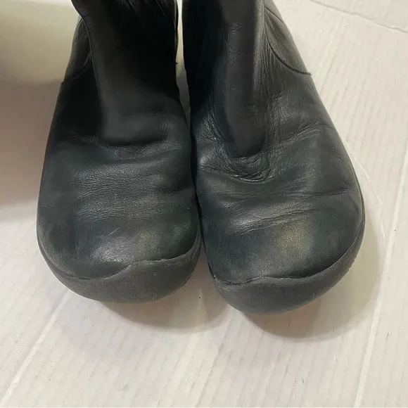 Keen 10 Bern Baby Bern Boots Black Leather Riding Zip Boots