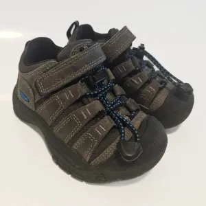 Keen Newport Kids Boys Hiking outdoor Bungee Breathable Summer Shoes Size 8