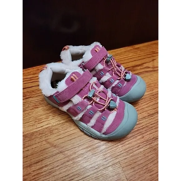Keen Newport Sneakers Youth Girls 3 Pink School Shoes NEW