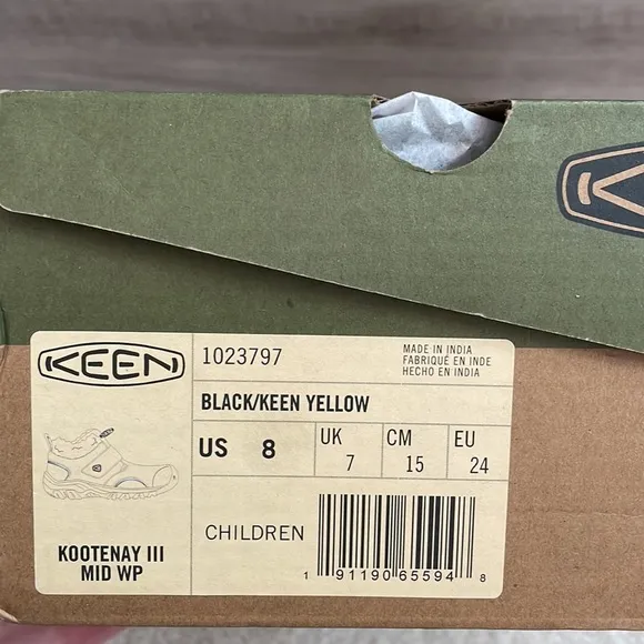 KEEN NWT toddler boy size 8 Kootenay III insulated waterproof black boots.