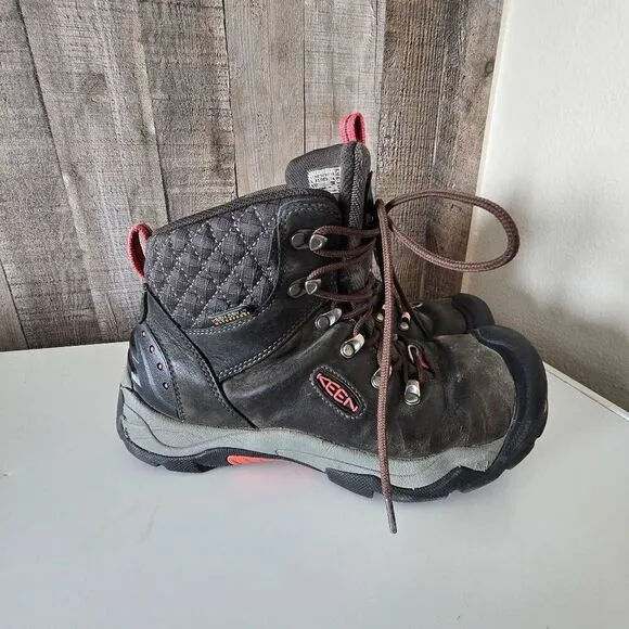 KEEN Women’s Size 8.5 Boots -  Revel III Polar Waterproof Insulated 1013212