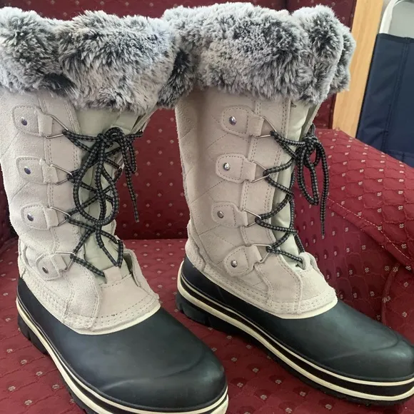 Khombu Emily Suede Leather Faux Fur Winter Boots Size 7