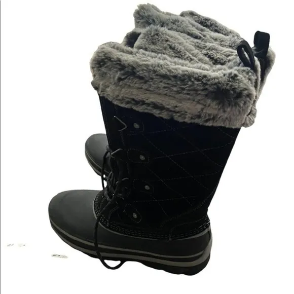 Khombu Winter Boots, warm lace up boots as 9