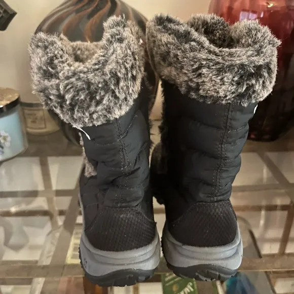 Kids Black Winter Boots size 13-NorthFace