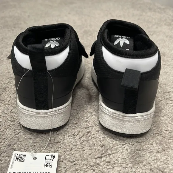 Kids New Adidas Superstar 360 Boot Size 7.5