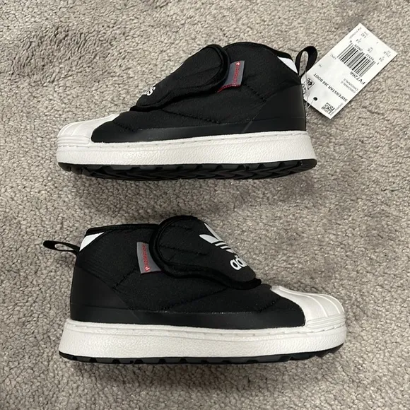 Kids New Adidas Superstar 360 Boot Size 7.5