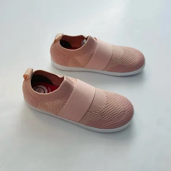 KIDS SHOES NWT Livie &amp; Luca Size 7 Lynx Sneakers in Powder Pink