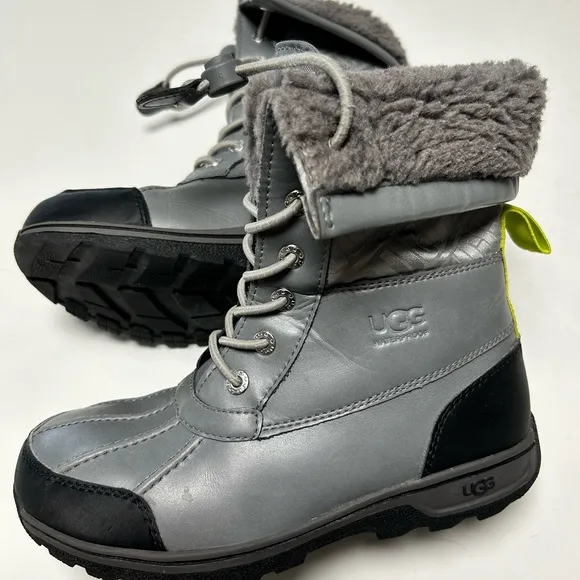 Kids UGG Adirondack boots