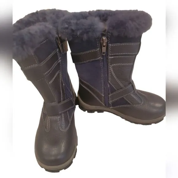 𝅺kids winter boots size 27 (10) NWT