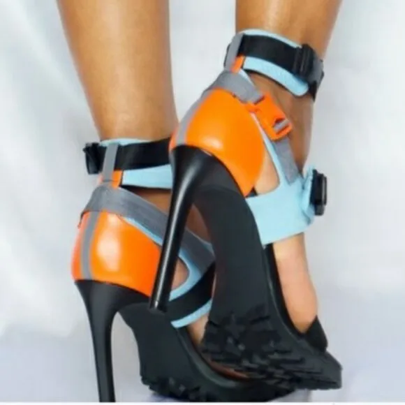 💥KILLER DESING!💥EDGY-CHIC STILETTO HEEL BUCKLED VIING SANDAL