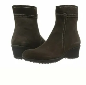 La Canadienne Finley Suede Wedge Ankle Boots Size 6.5 M
