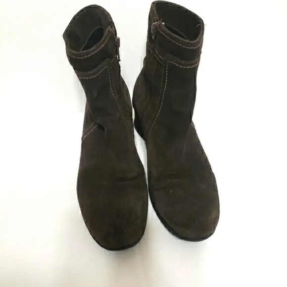 La Canadienne Finley Suede Wedge Ankle Boots Size 6.5 M