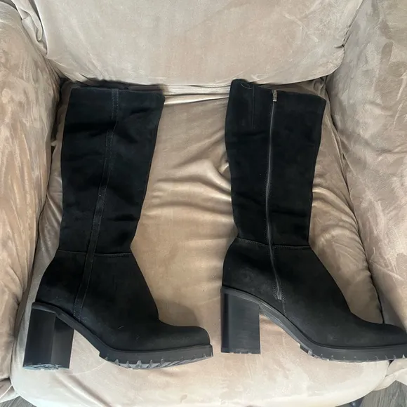 La Canadienne Jagger Waterproof Suede Boots US 11