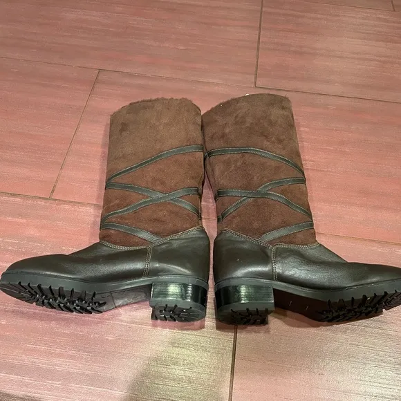 La Canadienne leather and suede boots