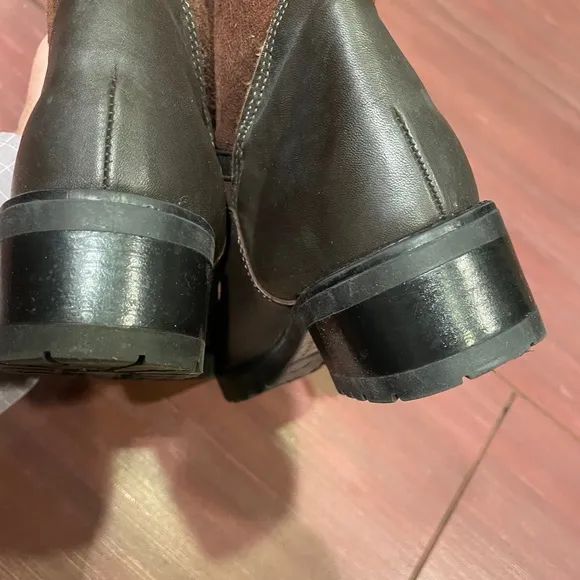 La Canadienne leather and suede boots