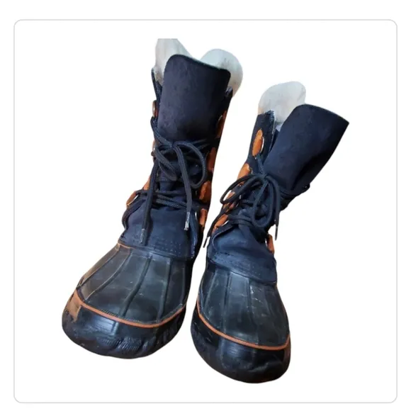 Lacross black suede insulated duck winter womens boots size 10