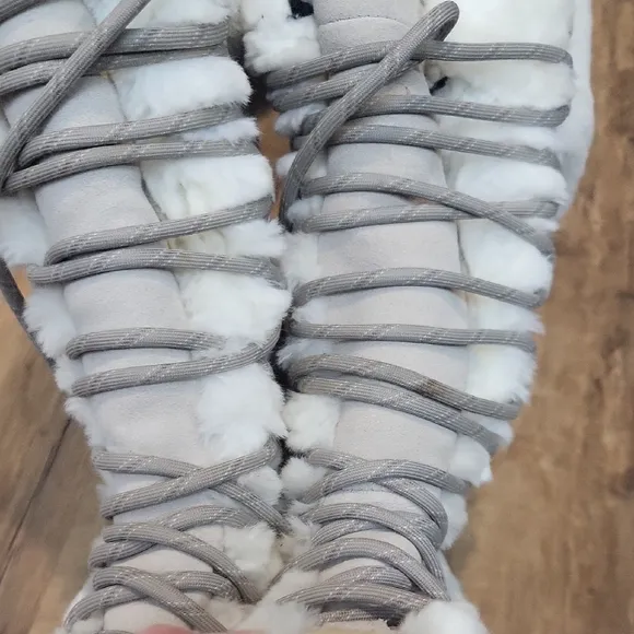 LAFUMA KOKTA Cream Tan Suede Faux Fur Lace Up Snow OUTD